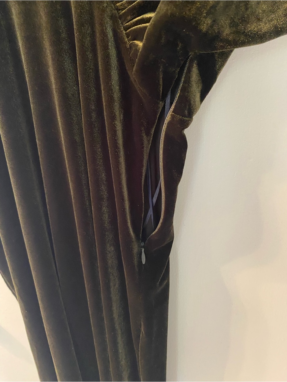 NWT BHLDN Amelia Deep-V Stretch Velvet Maxi Dress in Olive Size S - Picture 7 of 11